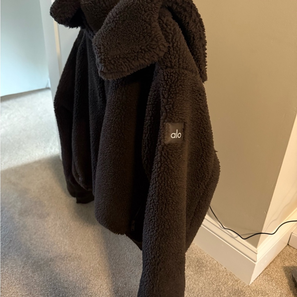 ALO Yoga espresso Teddy Jacket - Picture 3 of 5